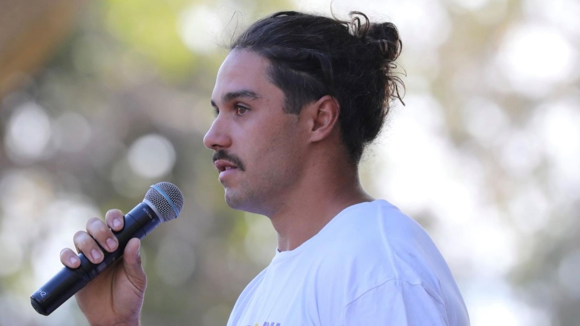 Conor Bowden presented with prestigious Fitzgerald Youth Award Uluru